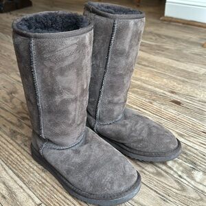 UGG AUSTRALIA Classic Tall Boot Sheepskin 5815 Brown Women US 5 EUC